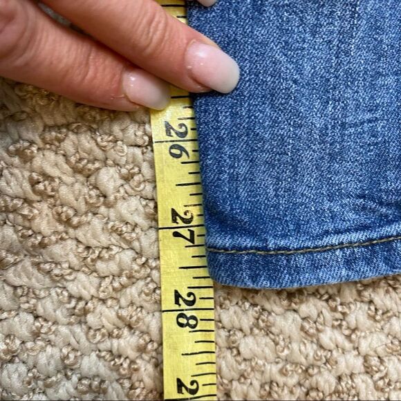 L.O.G.G. Brand High Rise Denim Jeans Size 6, Dark Stripe on Each Side - Picture 7 of 10